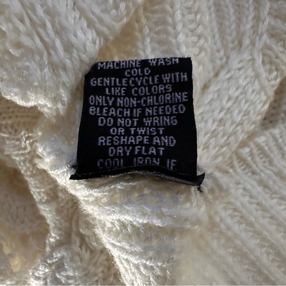 Moon & Madison Cream Knit Poncho Sweater – Size Small - Picture 6 of 6